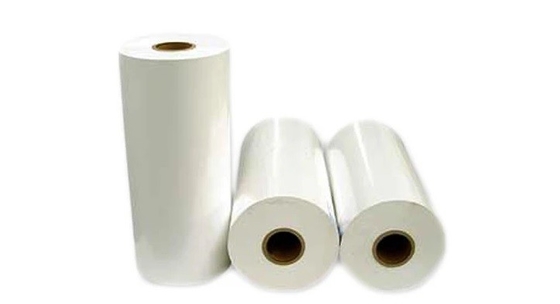 Imballaggio con pellicola trasparente in plastica supermorbida e personalizzata