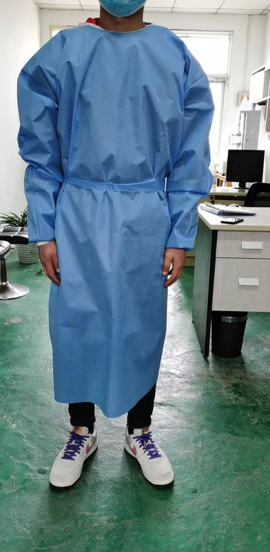 Abito medico eliminabile blu di isolamento 45g con il polsino elastico non sterile o EO sterile
