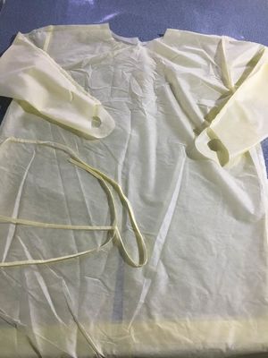 Abiti medici eliminabili del Livello 4 sterili di Aami con il polsino tricottato